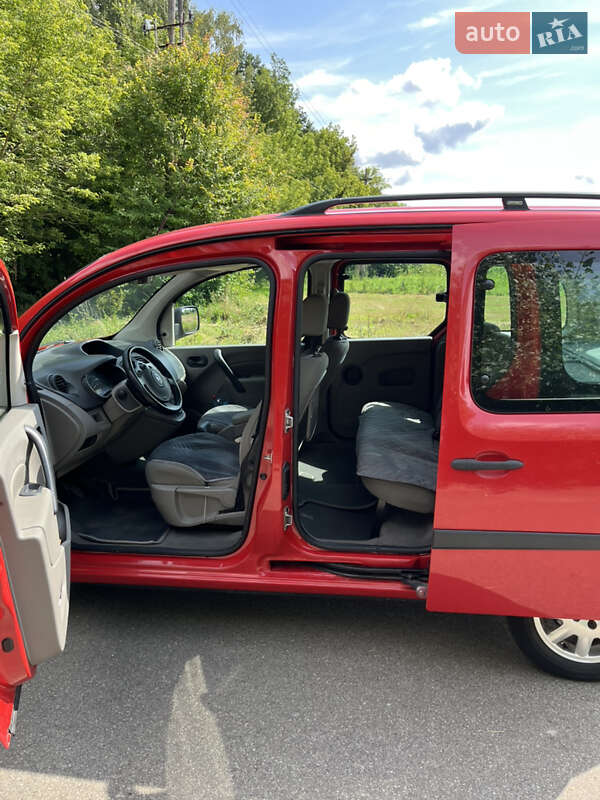Минивэн Renault Kangoo 2008 в Репках