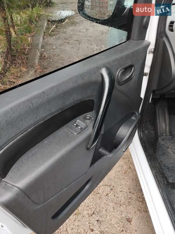 Грузовой фургон Renault Kangoo 2014 в Запорожье