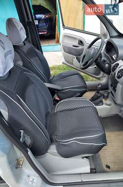 Мінівен Renault Kangoo 2005 в 