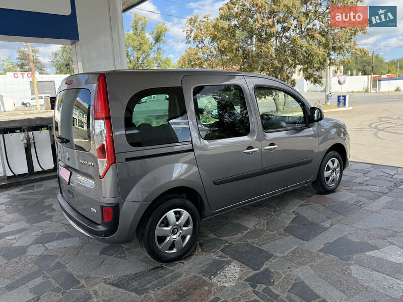 Минивэн Renault Kangoo 2017 в Днепре