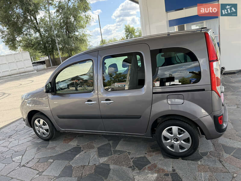 Минивэн Renault Kangoo 2017 в Днепре