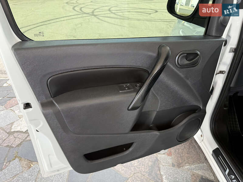 Мінівен Renault Kangoo 2014 в Дніпрі