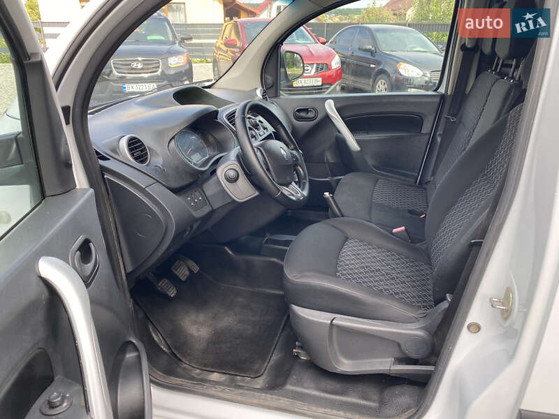 Грузовой фургон Renault Kangoo 2016 в Хмельницком