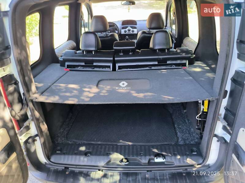Мінівен Renault Kangoo 2011 в Сараті фото 20 Мінівен Renault Kangoo 2011 в Сараті