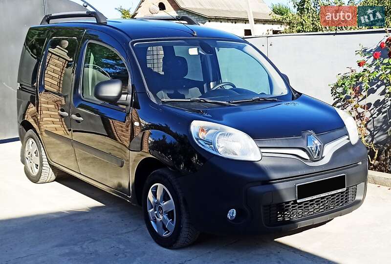 Минивэн Renault Kangoo 2015 в Черновцах