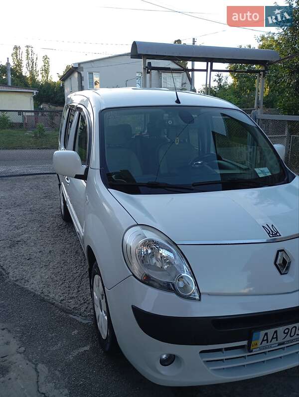 Мінівен Renault Kangoo 2011 в Києві