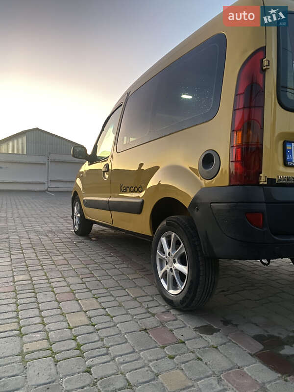 Грузовой фургон Renault Kangoo 2008 в Жовтанцах