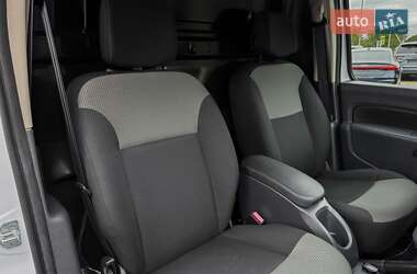 Грузовой фургон Renault Kangoo 2018 в 