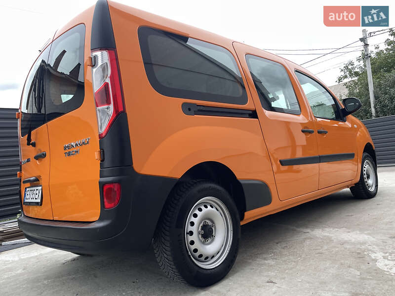 Минивэн Renault Kangoo 2017 в Киеве