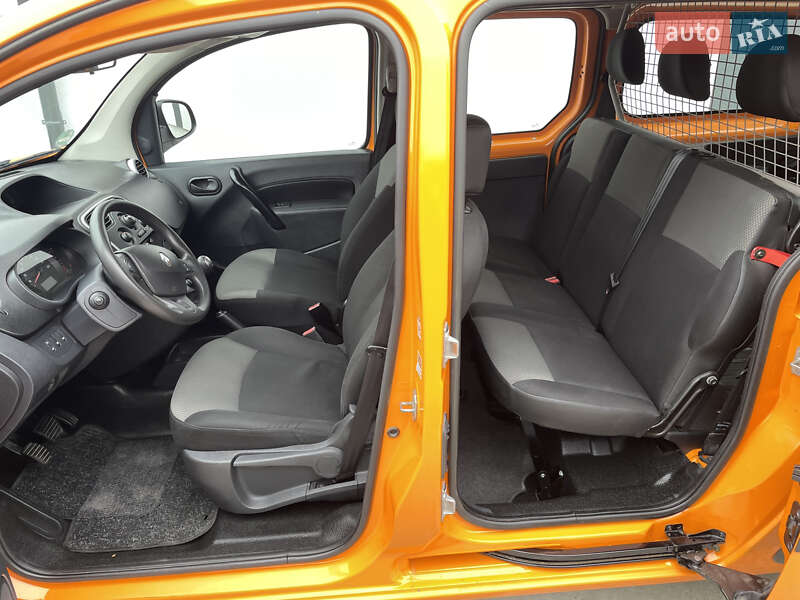 Минивэн Renault Kangoo 2017 в Киеве