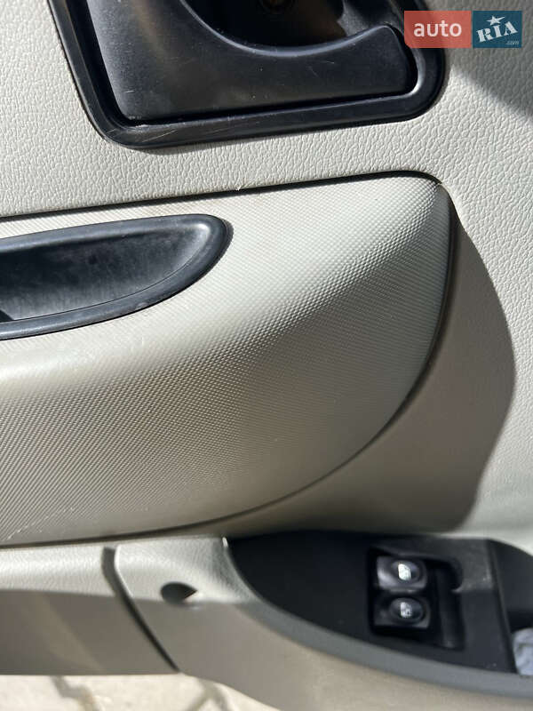 Грузовой фургон Renault Kangoo 2008 в Луцке фото 7 Грузовой фургон Renault Kangoo 2008 в Луцке