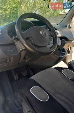 Минивэн Renault Kangoo 2012 в 