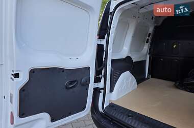Грузовой фургон Renault Kangoo 2021 в 