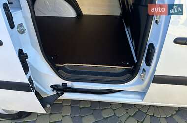 Грузовой фургон Renault Kangoo 2021 в 