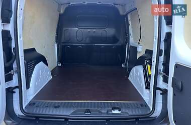 Грузовой фургон Renault Kangoo 2021 в 