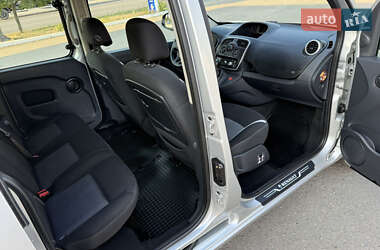 Минивэн Renault Kangoo 2016 в 