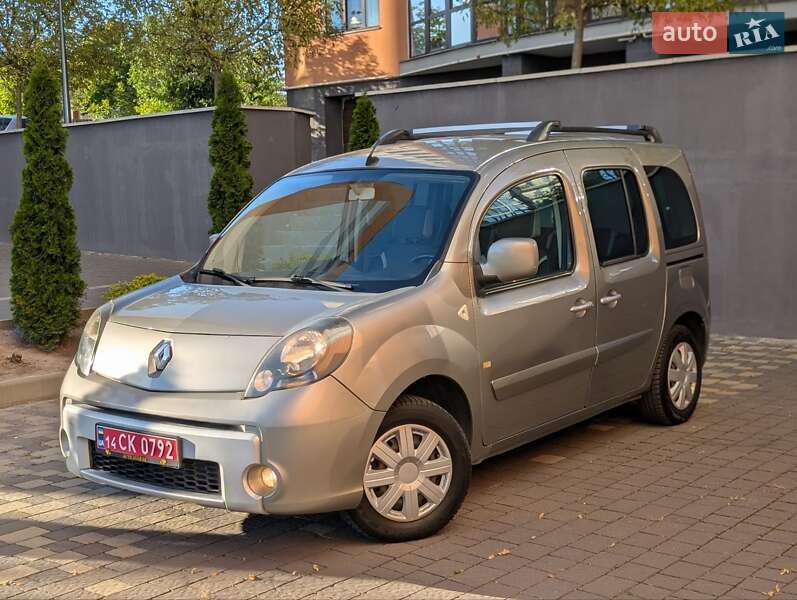 Минивэн Renault Kangoo 2011 в Ивано-Франковске
