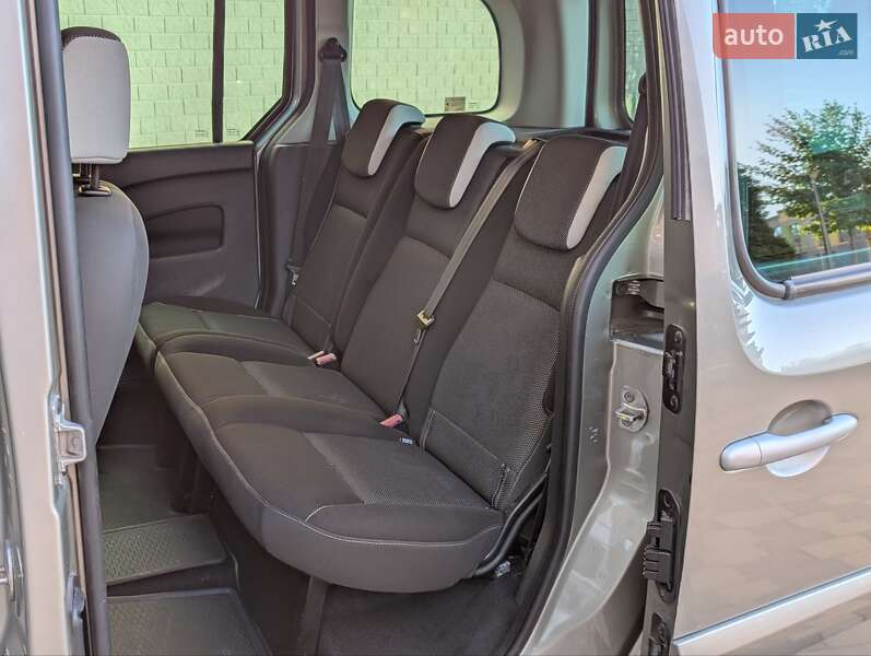 Минивэн Renault Kangoo 2011 в Ивано-Франковске