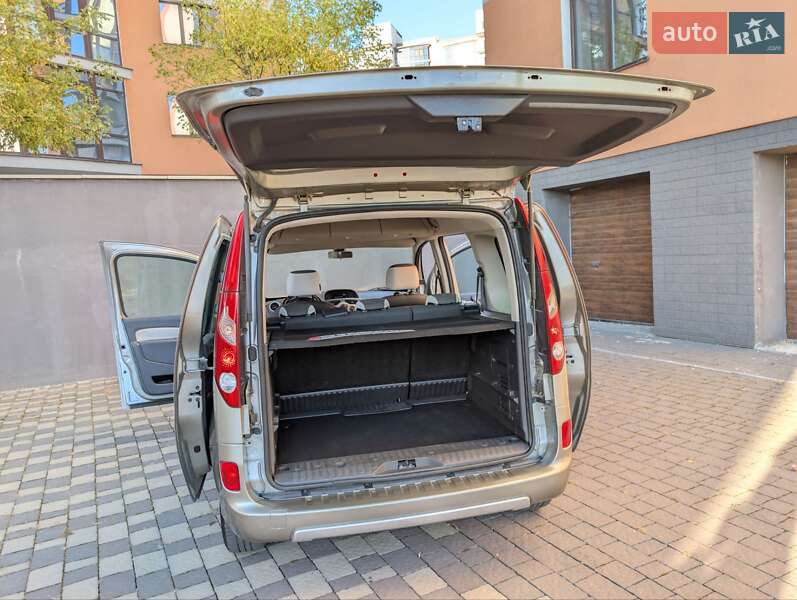 Минивэн Renault Kangoo 2011 в Ивано-Франковске