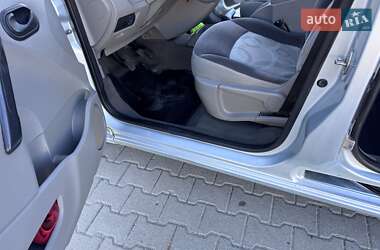 Минивэн Renault Kangoo 2009 в 