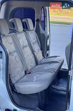 Минивэн Renault Kangoo 2009 в 