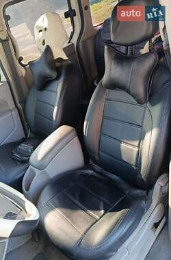 Минивэн Renault Kangoo 2008 в 