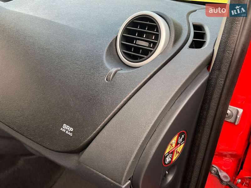 Минивэн Renault Kangoo 2015 в Киеве