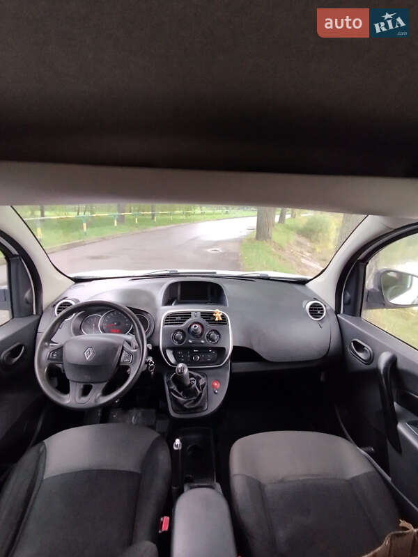 Вантажний фургон Renault Kangoo 2017 в Рівному фото 10 Вантажний фургон Renault Kangoo 2017 в Рівному