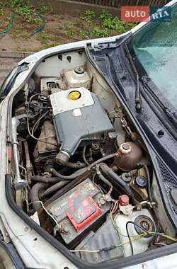Минивэн Renault Kangoo 1999 в 