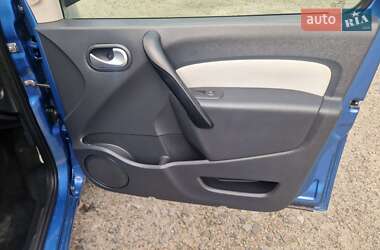 Минивэн Renault Kangoo 2012 в 