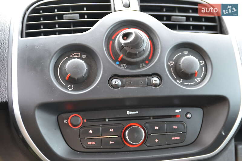 Грузовой фургон Renault Kangoo 2018 в Луцке