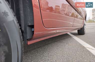 Минивэн Renault Kangoo 2010 в 