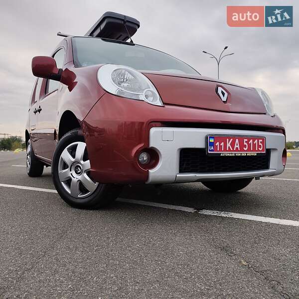 Минивэн Renault Kangoo 2010 в Киеве