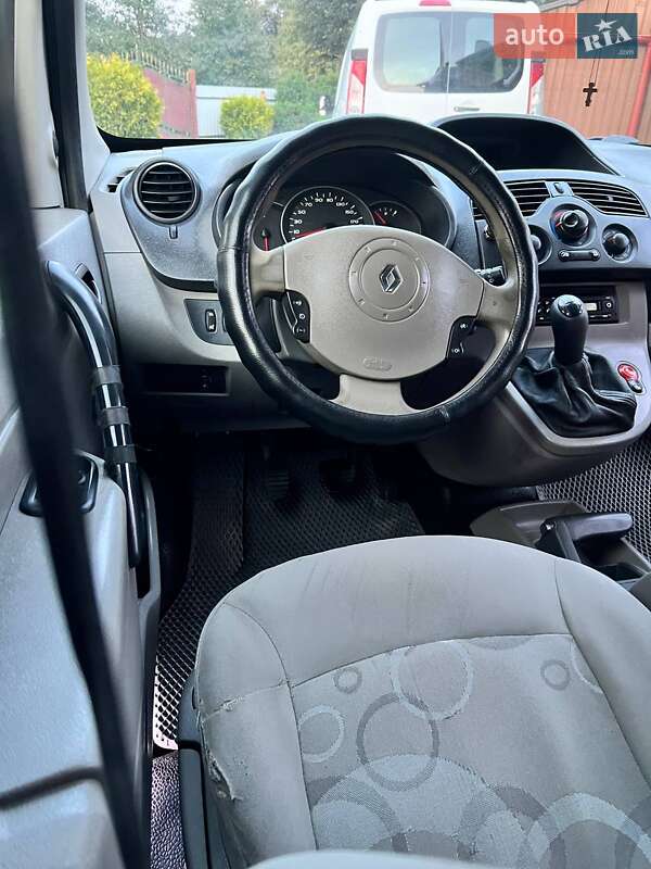 Минивэн Renault Kangoo 2009 в Львове