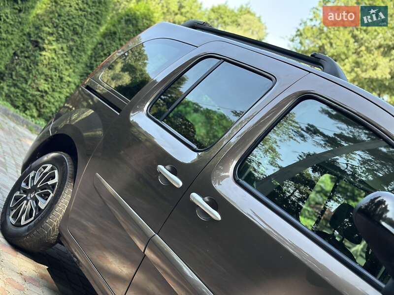 Минивэн Renault Kangoo 2015 в Дрогобыче