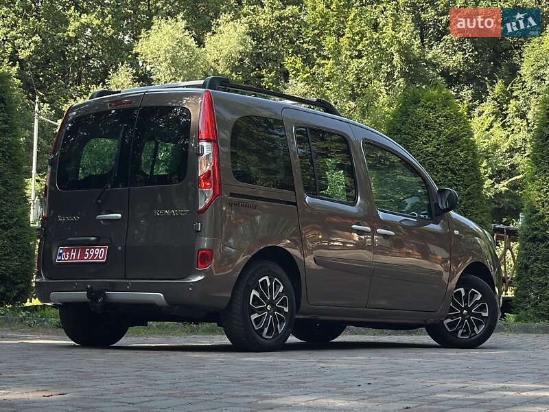 Минивэн Renault Kangoo 2015 в Дрогобыче