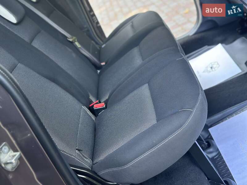 Минивэн Renault Kangoo 2015 в Дрогобыче