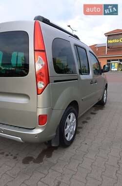 Минивэн Renault Kangoo 2010 в 