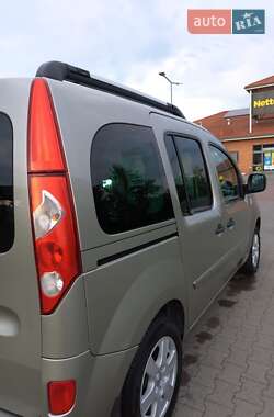 Минивэн Renault Kangoo 2010 в 