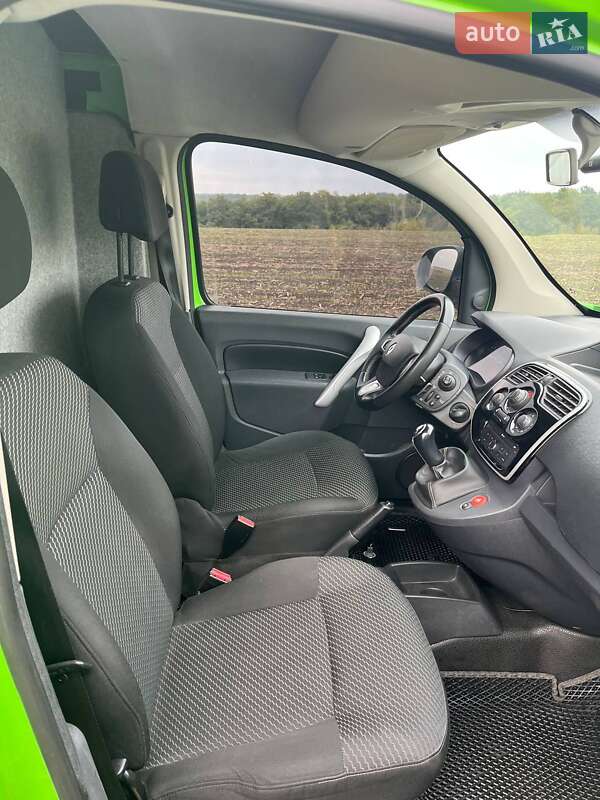 Грузовой фургон Renault Kangoo 2017 в Умани