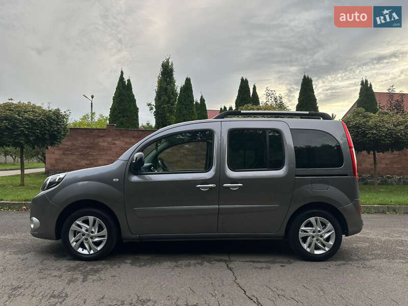 Минивэн Renault Kangoo 2015 в Ровно