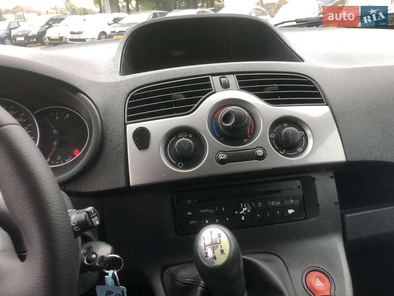 Минивэн Renault Kangoo 2011 в Ивано-Франковске фото 11 Минивэн Renault Kangoo 2011 в Ивано-Франковске