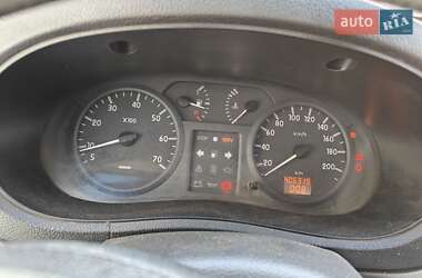 Вантажний фургон Renault Kangoo 2004 в  фото 2 Вантажний фургон Renault Kangoo 2004 в