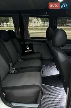 Минивэн Renault Kangoo 2003 в 