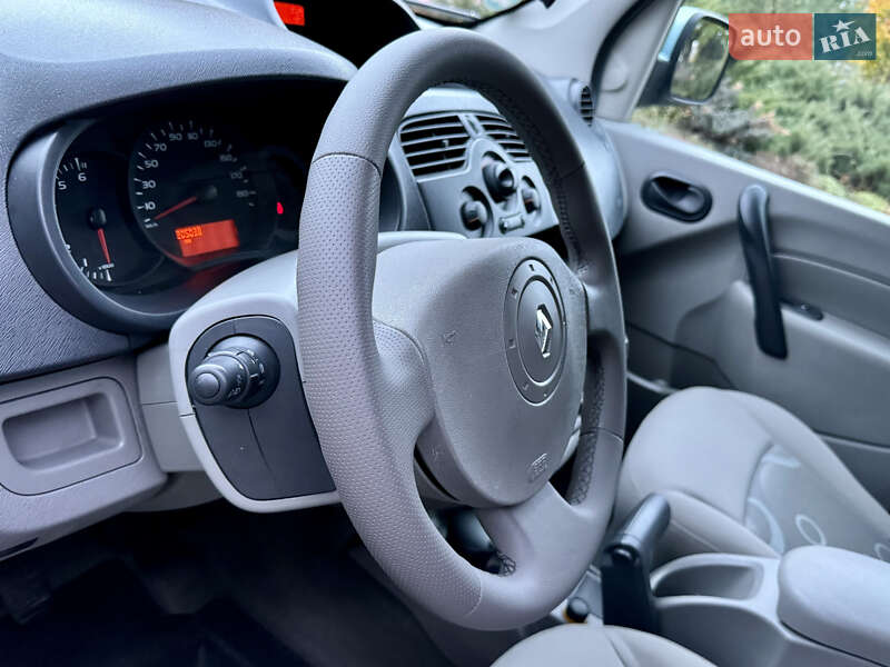 Минивэн Renault Kangoo 2009 в Харькове