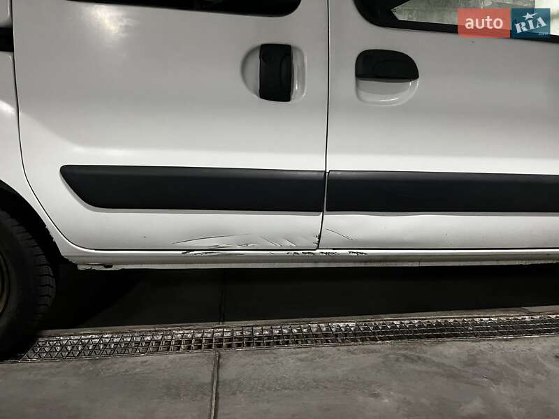 Мінівен Renault Kangoo 2005 в Львові фото 24 Мінівен Renault Kangoo 2005 в Львові