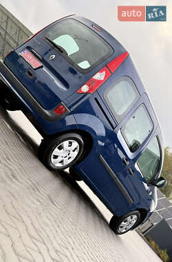 Минивэн Renault Kangoo 2009 в 