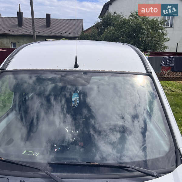 Минивэн Renault Kangoo 2003 в Николаеве фото 7 Минивэн Renault Kangoo 2003 в Николаеве