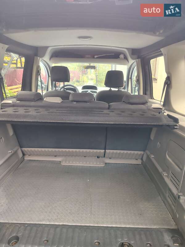 Минивэн Renault Kangoo 2010 в Новояворовске фото 8 Минивэн Renault Kangoo 2010 в Новояворовске