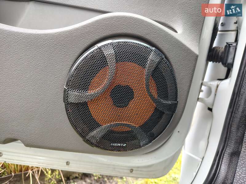 Минивэн Renault Kangoo 2010 в Новояворовске фото 18 Минивэн Renault Kangoo 2010 в Новояворовске